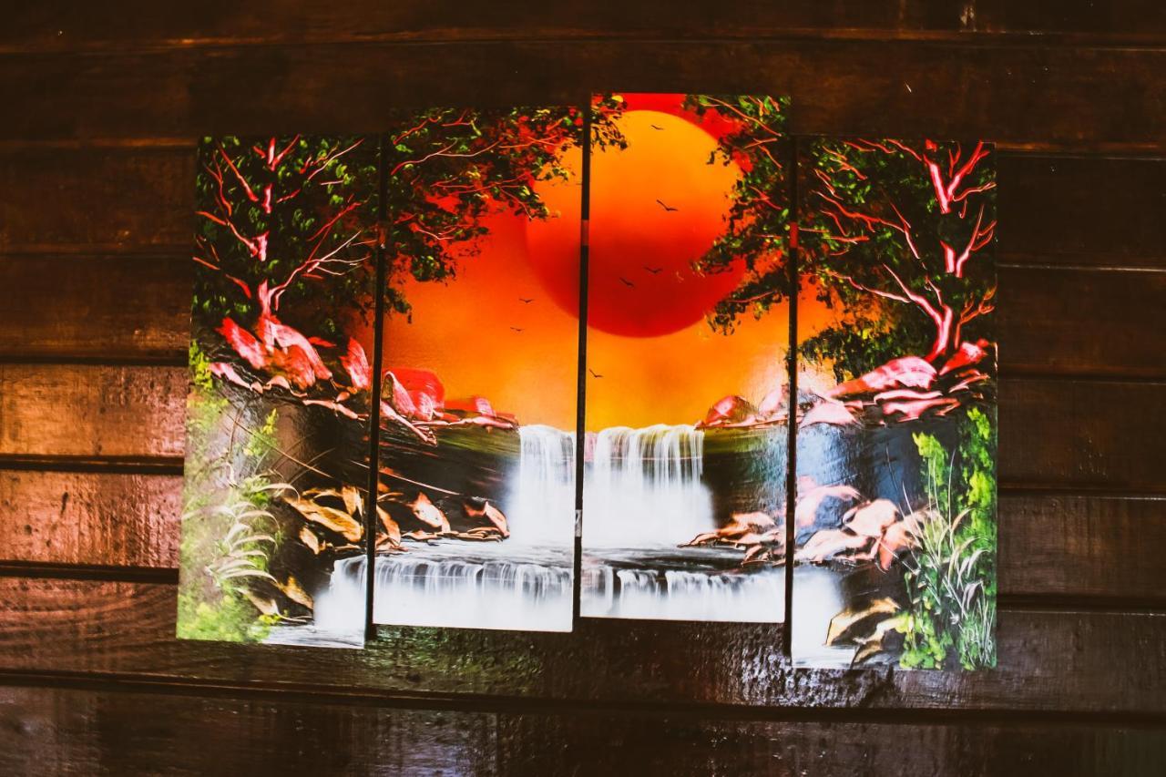 Hostel Krieger Haus Puerto Iguazú Zewnętrze zdjęcie